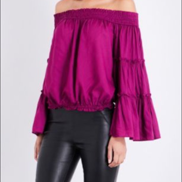 Free People Free Spirit Off the Shoulder Top - Picture 2 of 7